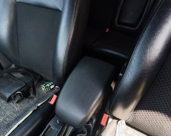 Серый Форд Фокус, объемом двигателя 1.6 л и пробегом 269 тыс. км за 5500 $, фото 13 на Automoto.ua