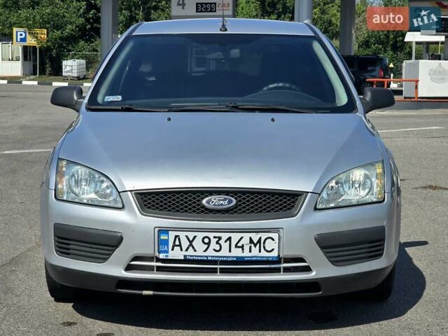 Сірий Форд Фокус, об'ємом двигуна 1.56 л та пробігом 180 тис. км за 3700 $, фото 3 на Automoto.ua