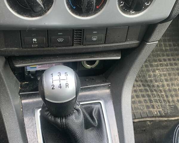 Серый Форд Фокус, объемом двигателя 1.6 л и пробегом 278 тыс. км за 3550 $, фото 18 на Automoto.ua