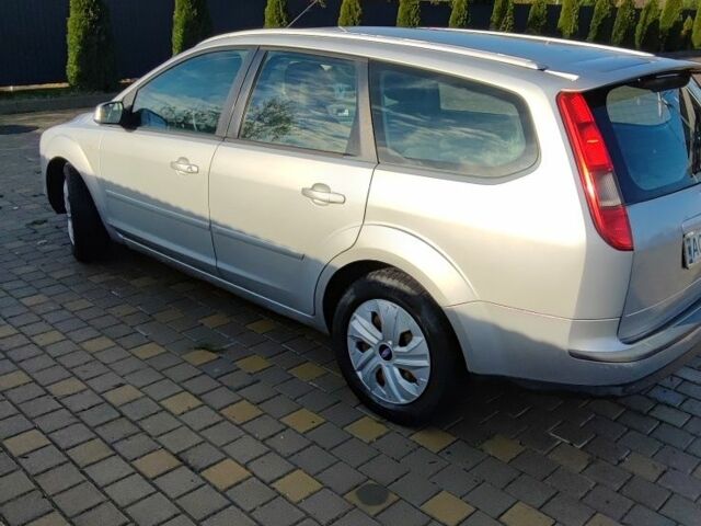 Серый Форд Фокус, объемом двигателя 1.6 л и пробегом 257 тыс. км за 4290 $, фото 3 на Automoto.ua