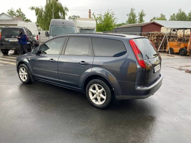 Серый Форд Фокус, объемом двигателя 1.6 л и пробегом 339 тыс. км за 4500 $, фото 3 на Automoto.ua