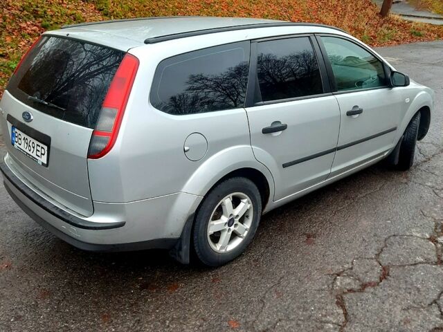 Серый Форд Фокус, объемом двигателя 1.6 л и пробегом 230 тыс. км за 3500 $, фото 1 на Automoto.ua