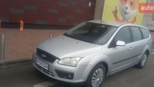 Серый Форд Фокус, объемом двигателя 1.6 л и пробегом 200 тыс. км за 4600 $, фото 2 на Automoto.ua