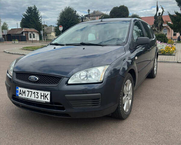 Серый Форд Фокус, объемом двигателя 2 л и пробегом 230 тыс. км за 4950 $, фото 10 на Automoto.ua