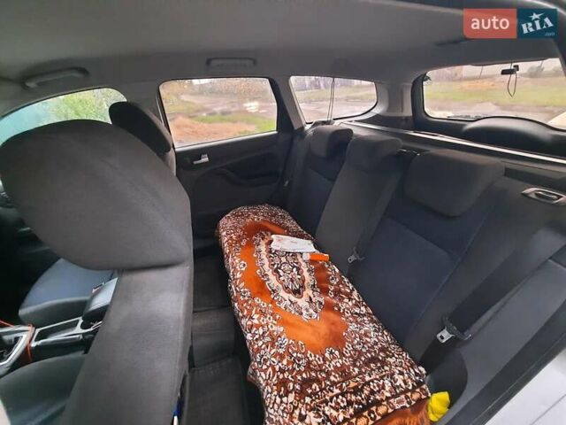 Серый Форд Фокус, объемом двигателя 1.75 л и пробегом 295 тыс. км за 4600 $, фото 19 на Automoto.ua