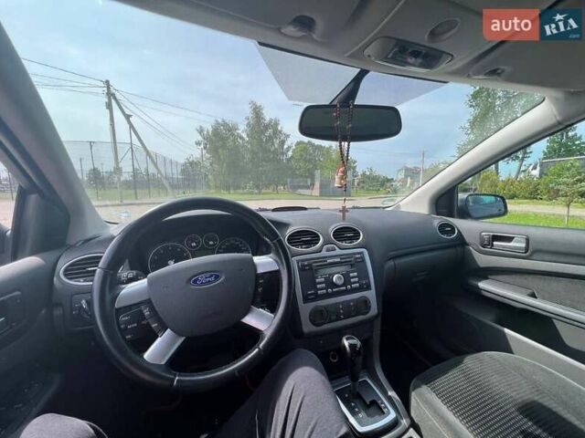 Серый Форд Фокус, объемом двигателя 1.6 л и пробегом 184 тыс. км за 5999 $, фото 9 на Automoto.ua