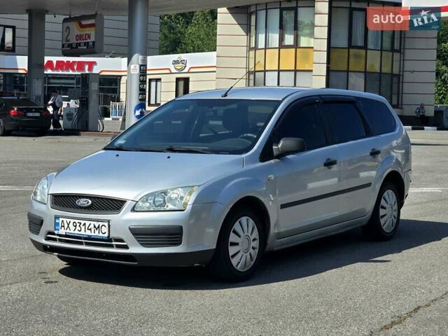 Сірий Форд Фокус, об'ємом двигуна 1.56 л та пробігом 180 тис. км за 3700 $, фото 1 на Automoto.ua