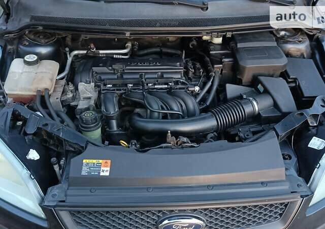 Серый Форд Фокус, объемом двигателя 1.6 л и пробегом 260 тыс. км за 4300 $, фото 15 на Automoto.ua