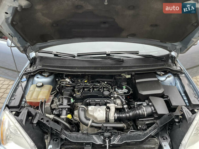 Серый Форд Фокус, объемом двигателя 1.6 л и пробегом 276 тыс. км за 4000 $, фото 23 на Automoto.ua