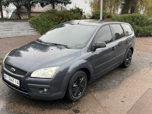 Серый Форд Фокус, объемом двигателя 1.6 л и пробегом 3 тыс. км за 4900 $, фото 2 на Automoto.ua