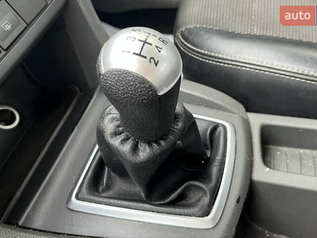 Серый Форд Фокус, объемом двигателя 1.56 л и пробегом 287 тыс. км за 4500 $, фото 11 на Automoto.ua