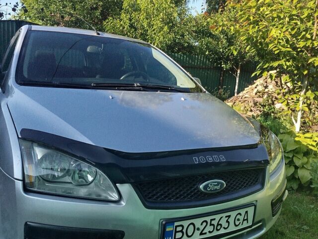 Серый Форд Фокус, объемом двигателя 1.6 л и пробегом 255 тыс. км за 3850 $, фото 2 на Automoto.ua