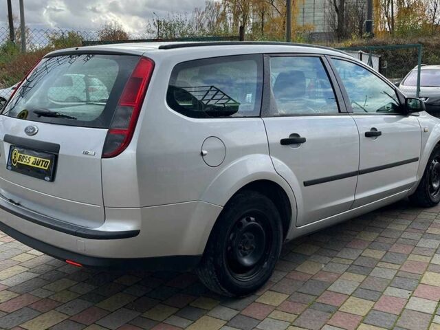 Серый Форд Фокус, объемом двигателя 1.6 л и пробегом 287 тыс. км за 4500 $, фото 6 на Automoto.ua