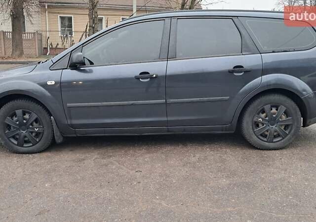 Сірий Форд Фокус, об'ємом двигуна 1.6 л та пробігом 220 тис. км за 4500 $, фото 4 на Automoto.ua