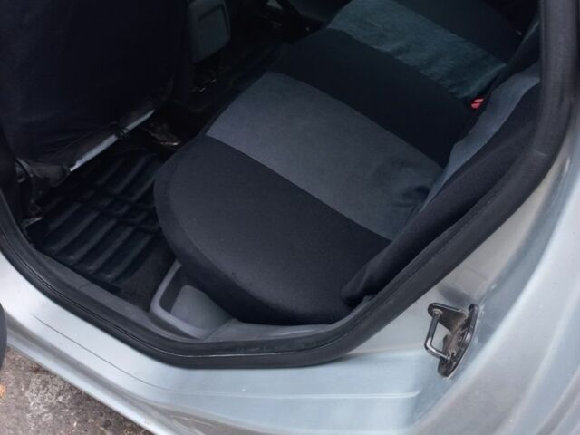 Серый Форд Фокус, объемом двигателя 0 л и пробегом 293 тыс. км за 3800 $, фото 12 на Automoto.ua