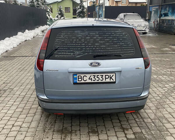 Серый Форд Фокус, объемом двигателя 1.6 л и пробегом 276 тыс. км за 3400 $, фото 2 на Automoto.ua
