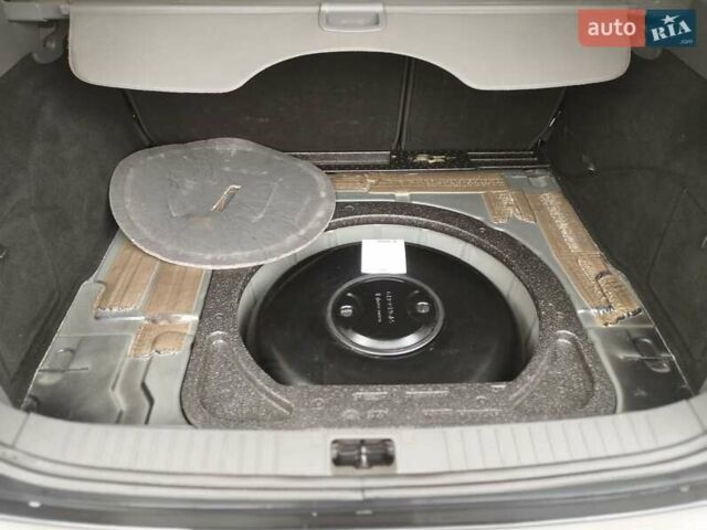 Серый Форд Фокус, объемом двигателя 1.6 л и пробегом 251 тыс. км за 4999 $, фото 6 на Automoto.ua