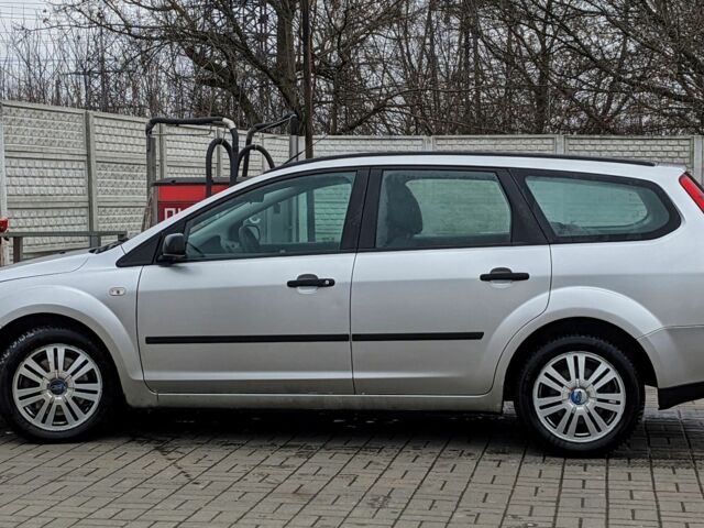 Сірий Форд Фокус, об'ємом двигуна 0 л та пробігом 280 тис. км за 2500 $, фото 2 на Automoto.ua