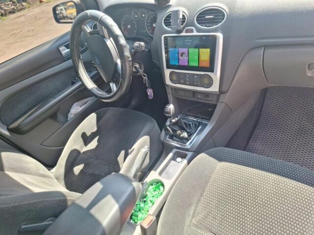 Сірий Форд Фокус, об'ємом двигуна 1.6 л та пробігом 370 тис. км за 4000 $, фото 7 на Automoto.ua