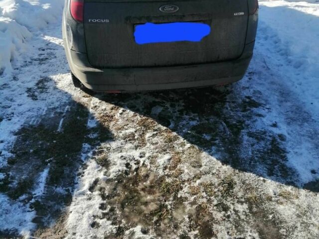 Серый Форд Фокус, объемом двигателя 1.8 л и пробегом 287 тыс. км за 1650 $, фото 2 на Automoto.ua