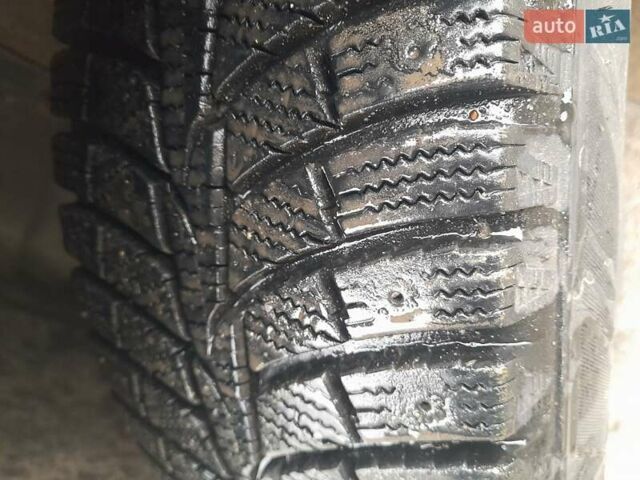 Серый Форд Фокус, объемом двигателя 1.6 л и пробегом 279 тыс. км за 3750 $, фото 8 на Automoto.ua