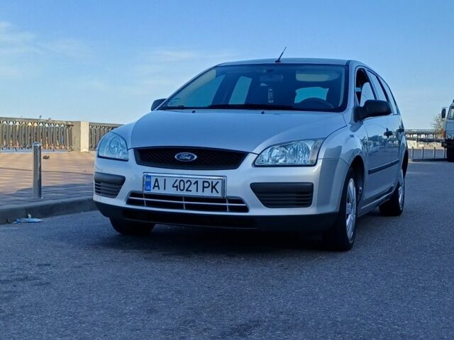 Сірий Форд Фокус, об'ємом двигуна 1.6 л та пробігом 243 тис. км за 4499 $, фото 1 на Automoto.ua