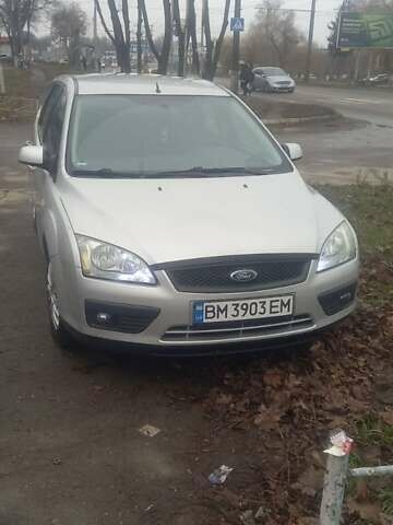 Серый Форд Фокус, объемом двигателя 1.6 л и пробегом 200 тыс. км за 4600 $, фото 5 на Automoto.ua