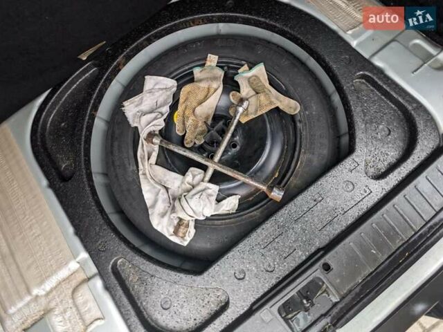 Сірий Форд Фокус, об'ємом двигуна 1.8 л та пробігом 305 тис. км за 2500 $, фото 4 на Automoto.ua