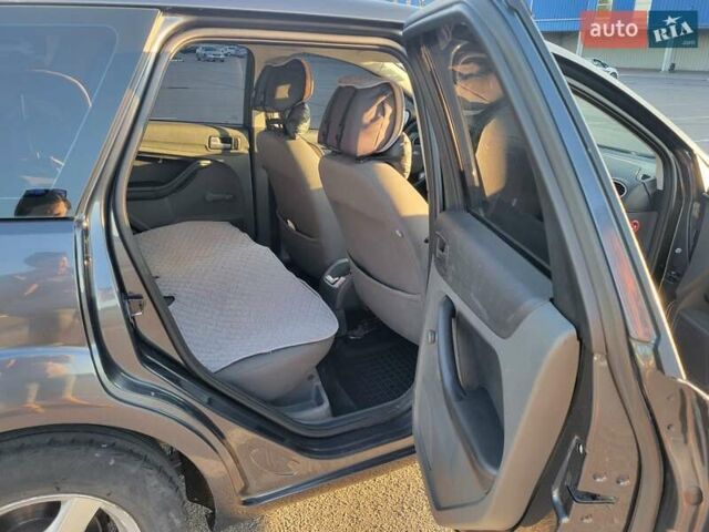 Сірий Форд Фокус, об'ємом двигуна 1.6 л та пробігом 319 тис. км за 5600 $, фото 12 на Automoto.ua