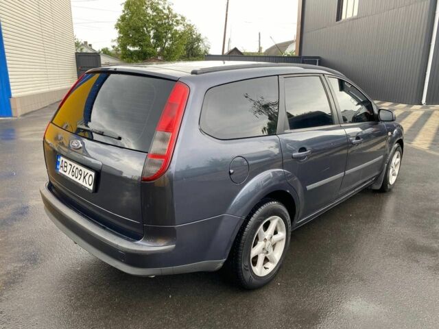 Серый Форд Фокус, объемом двигателя 1.6 л и пробегом 339 тыс. км за 4500 $, фото 6 на Automoto.ua