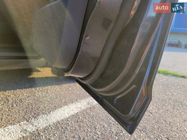 Сірий Форд Фокус, об'ємом двигуна 1.6 л та пробігом 319 тис. км за 5600 $, фото 13 на Automoto.ua