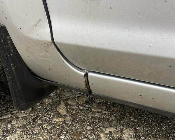 Серый Форд Фокус, объемом двигателя 1.6 л и пробегом 219 тыс. км за 4500 $, фото 3 на Automoto.ua