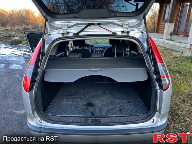 Серый Форд Фокус, объемом двигателя 1.6 л и пробегом 277 тыс. км за 4700 $, фото 9 на Automoto.ua