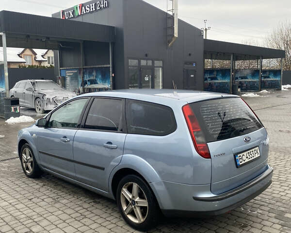 Серый Форд Фокус, объемом двигателя 1.6 л и пробегом 276 тыс. км за 3400 $, фото 1 на Automoto.ua