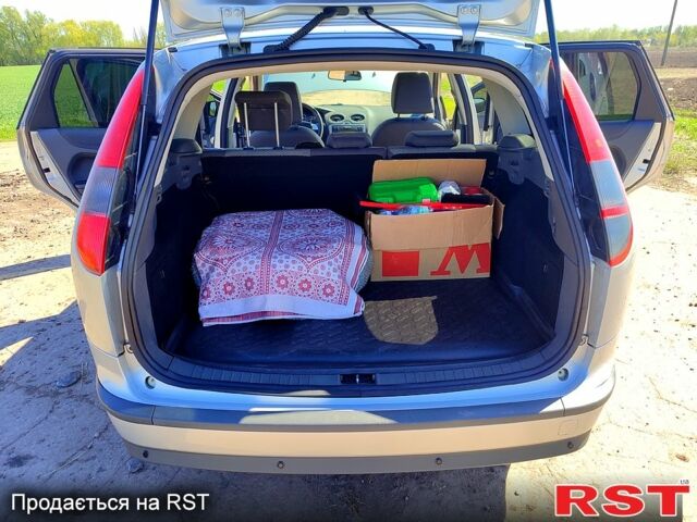 Серый Форд Фокус, объемом двигателя 1.6 л и пробегом 208 тыс. км за 5500 $, фото 4 на Automoto.ua