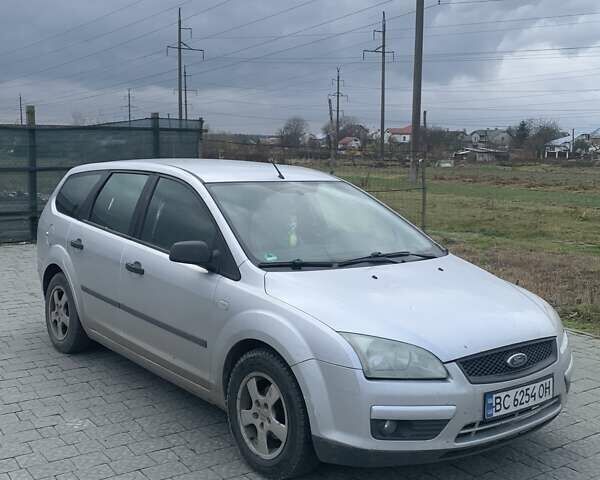 Серый Форд Фокус, объемом двигателя 1.6 л и пробегом 278 тыс. км за 3550 $, фото 4 на Automoto.ua