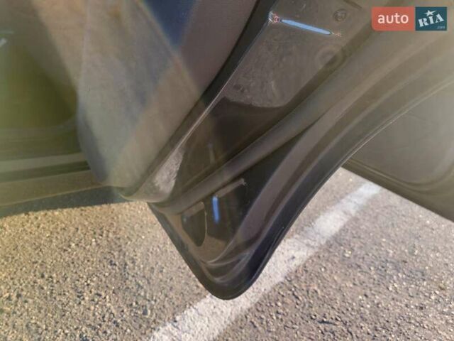 Сірий Форд Фокус, об'ємом двигуна 1.6 л та пробігом 319 тис. км за 5600 $, фото 14 на Automoto.ua