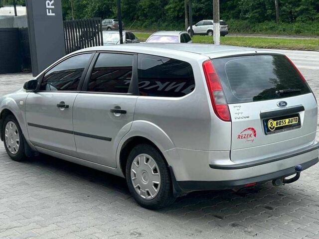 Серый Форд Фокус, объемом двигателя 1.6 л и пробегом 248 тыс. км за 4600 $, фото 3 на Automoto.ua