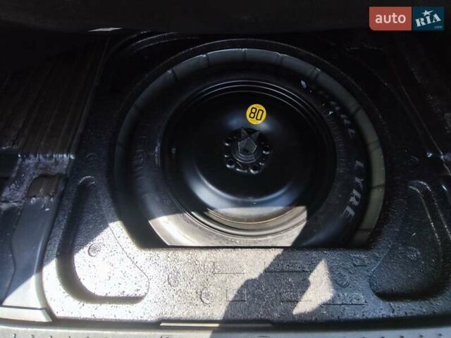 Серый Форд Фокус, объемом двигателя 1.6 л и пробегом 269 тыс. км за 5500 $, фото 16 на Automoto.ua