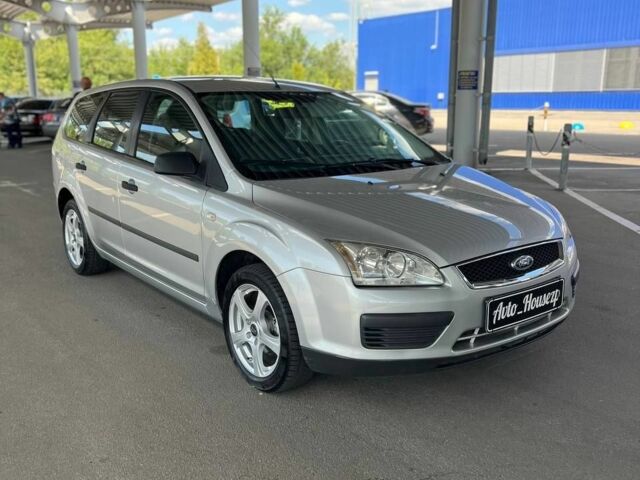 Серый Форд Фокус, объемом двигателя 0 л и пробегом 244 тыс. км за 4900 $, фото 1 на Automoto.ua