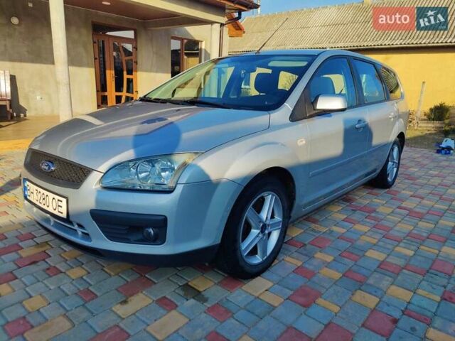 Серый Форд Фокус, объемом двигателя 2.01 л и пробегом 199 тыс. км за 5500 $, фото 2 на Automoto.ua