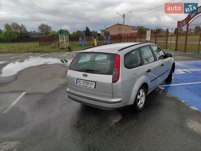 Серый Форд Фокус, объемом двигателя 1.6 л и пробегом 312 тыс. км за 4100 $, фото 4 на Automoto.ua