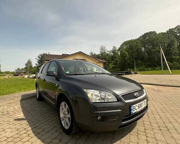 Серый Форд Фокус, объемом двигателя 1.6 л и пробегом 184 тыс. км за 5999 $, фото 7 на Automoto.ua