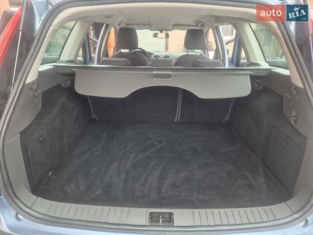 Сірий Форд Фокус, об'ємом двигуна 1.6 л та пробігом 212 тис. км за 5650 $, фото 51 на Automoto.ua