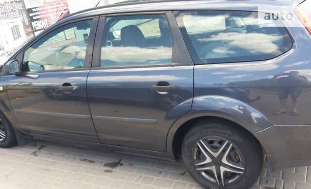 Серый Форд Фокус, объемом двигателя 1.6 л и пробегом 0 тыс. км за 4300 $, фото 4 на Automoto.ua