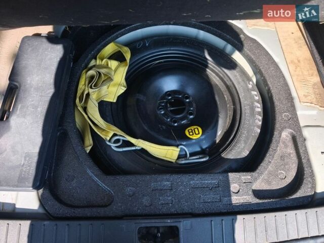 Серый Форд Фокус, объемом двигателя 1.6 л и пробегом 316 тыс. км за 4700 $, фото 2 на Automoto.ua