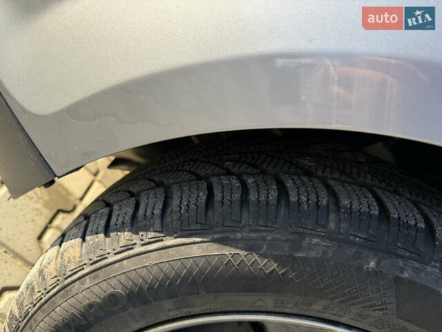 Серый Форд Фокус, объемом двигателя 1.6 л и пробегом 216 тыс. км за 4600 $, фото 14 на Automoto.ua