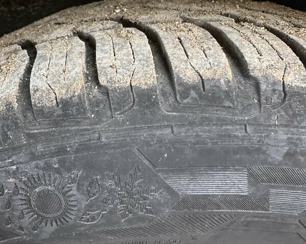 Сірий Форд Фокус, об'ємом двигуна 1.6 л та пробігом 207 тис. км за 4500 $, фото 44 на Automoto.ua