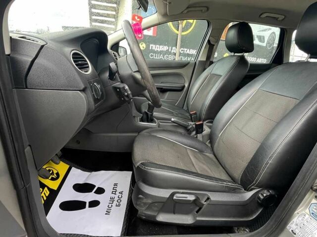 Серый Форд Фокус, объемом двигателя 1.6 л и пробегом 287 тыс. км за 4500 $, фото 13 на Automoto.ua