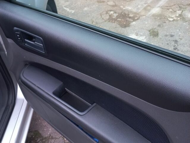 Серый Форд Фокус, объемом двигателя 0 л и пробегом 293 тыс. км за 3800 $, фото 15 на Automoto.ua